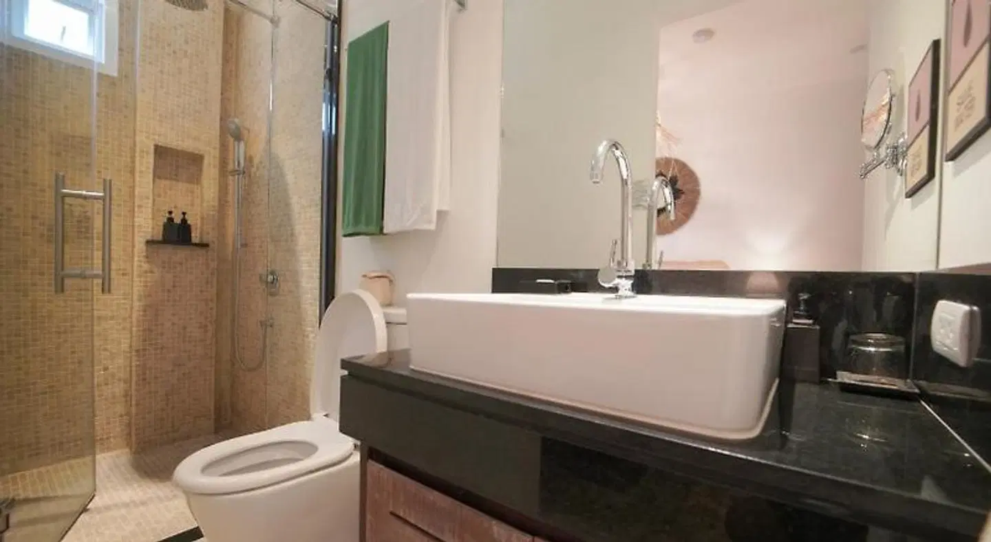 Selina Serenity Rawai Resort & Cowork Phuket Badezimmer