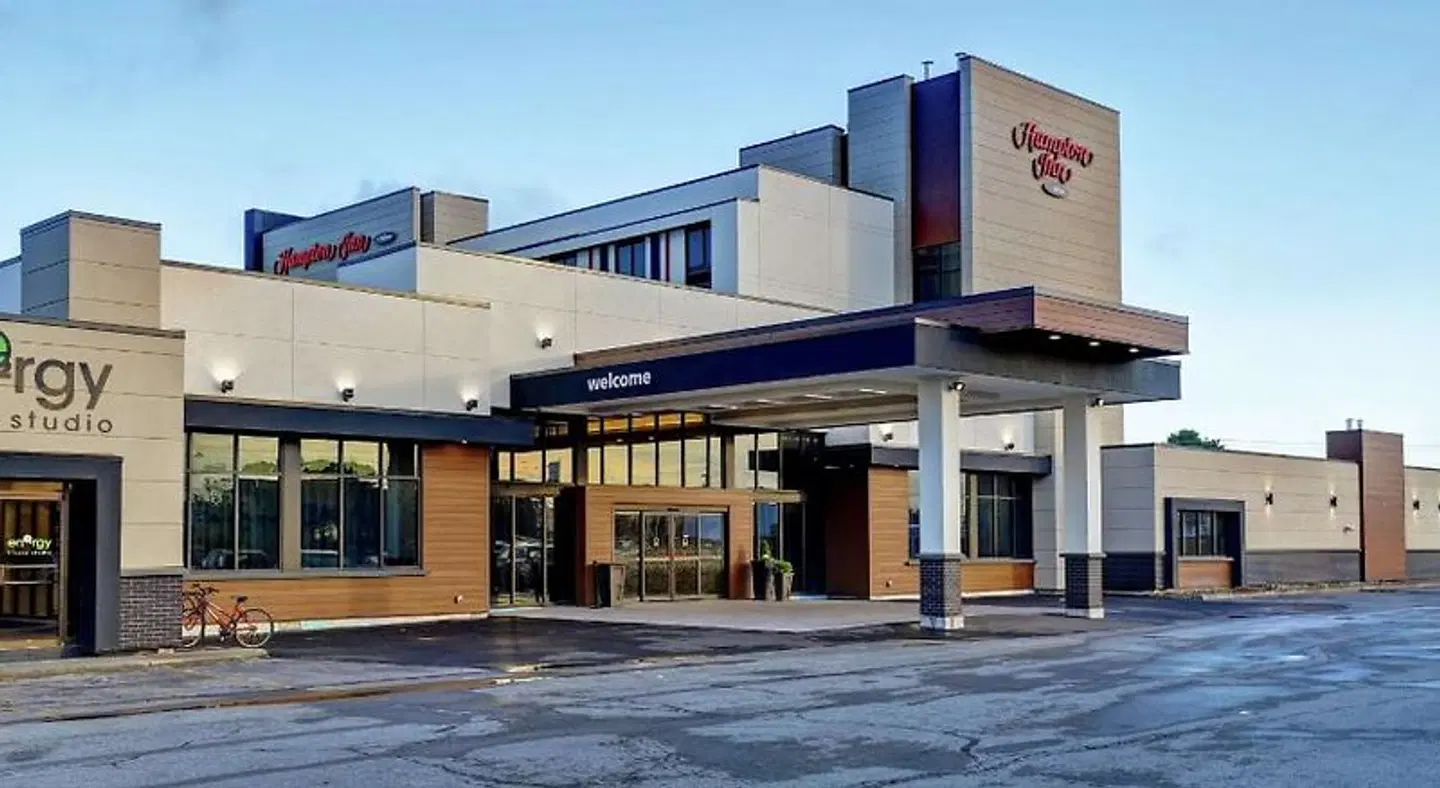 Hampton Inn by Hilton St. Catharines Niagara EXTERIOR