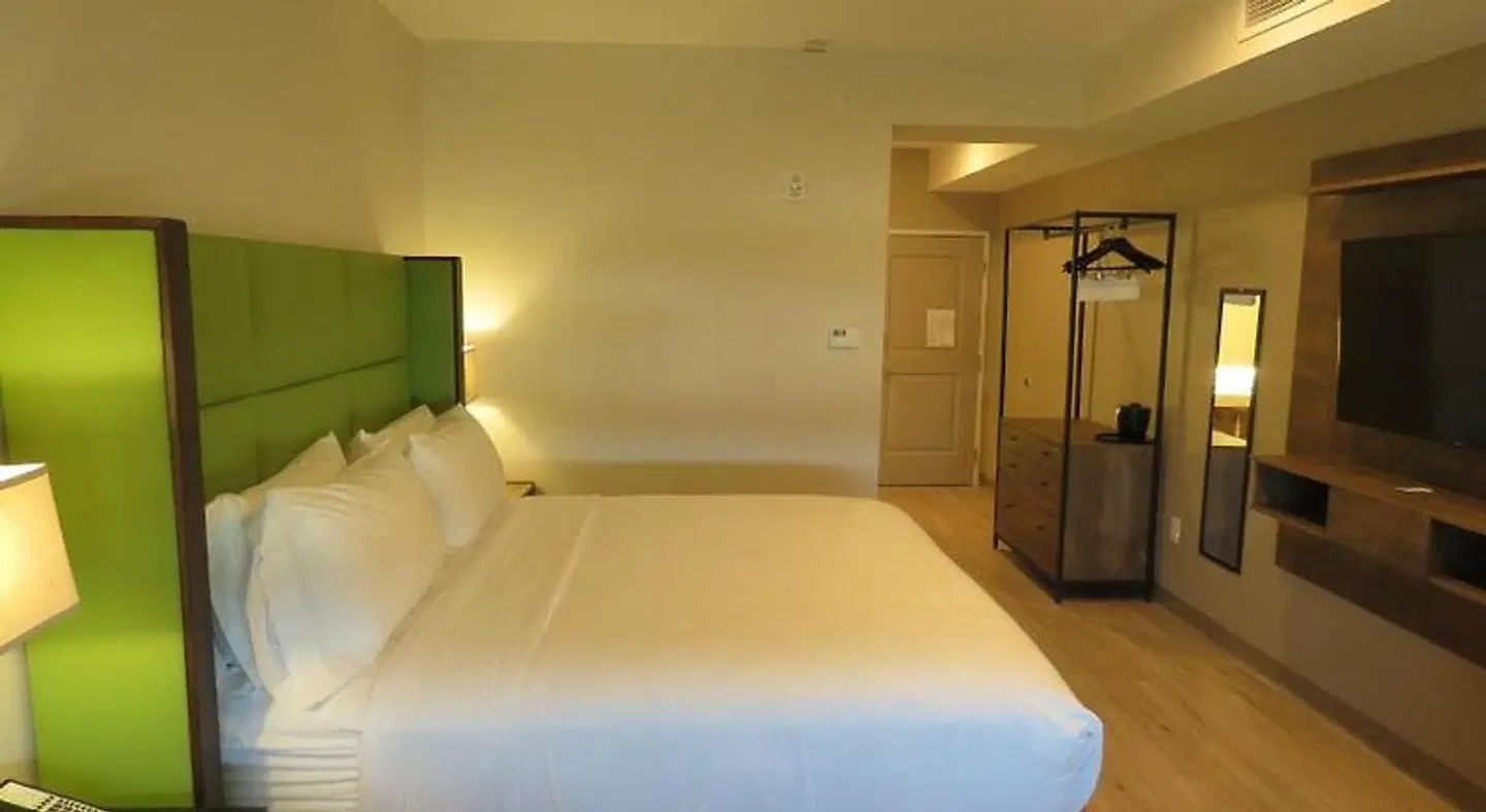 Wyndham Garden College Station ROOM_EXAMPLE