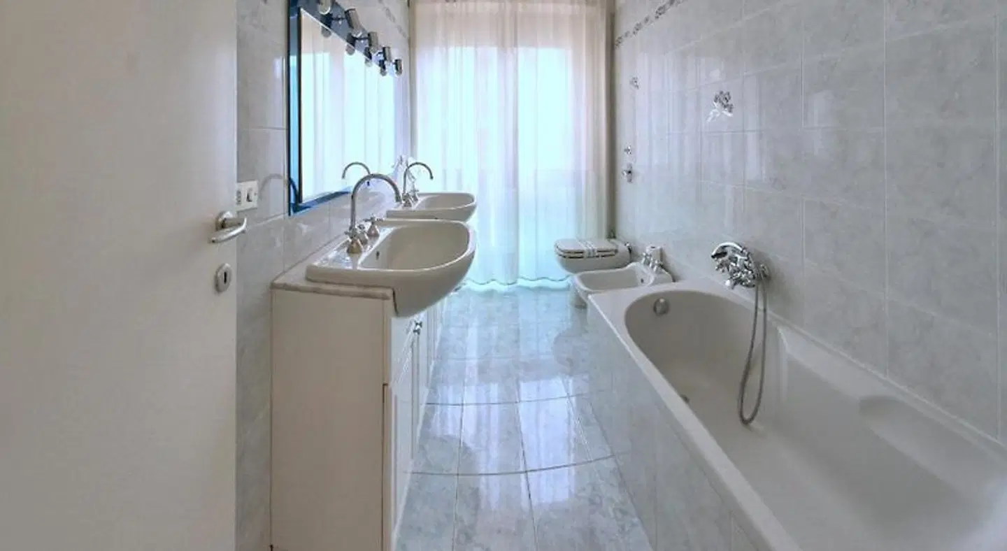Milan Apartment Rental Badezimmer