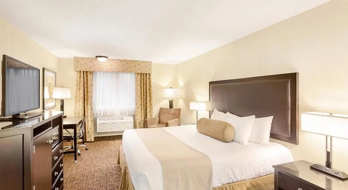 Best Western Astoria Bayfront Hotel ROOM_EXAMPLE