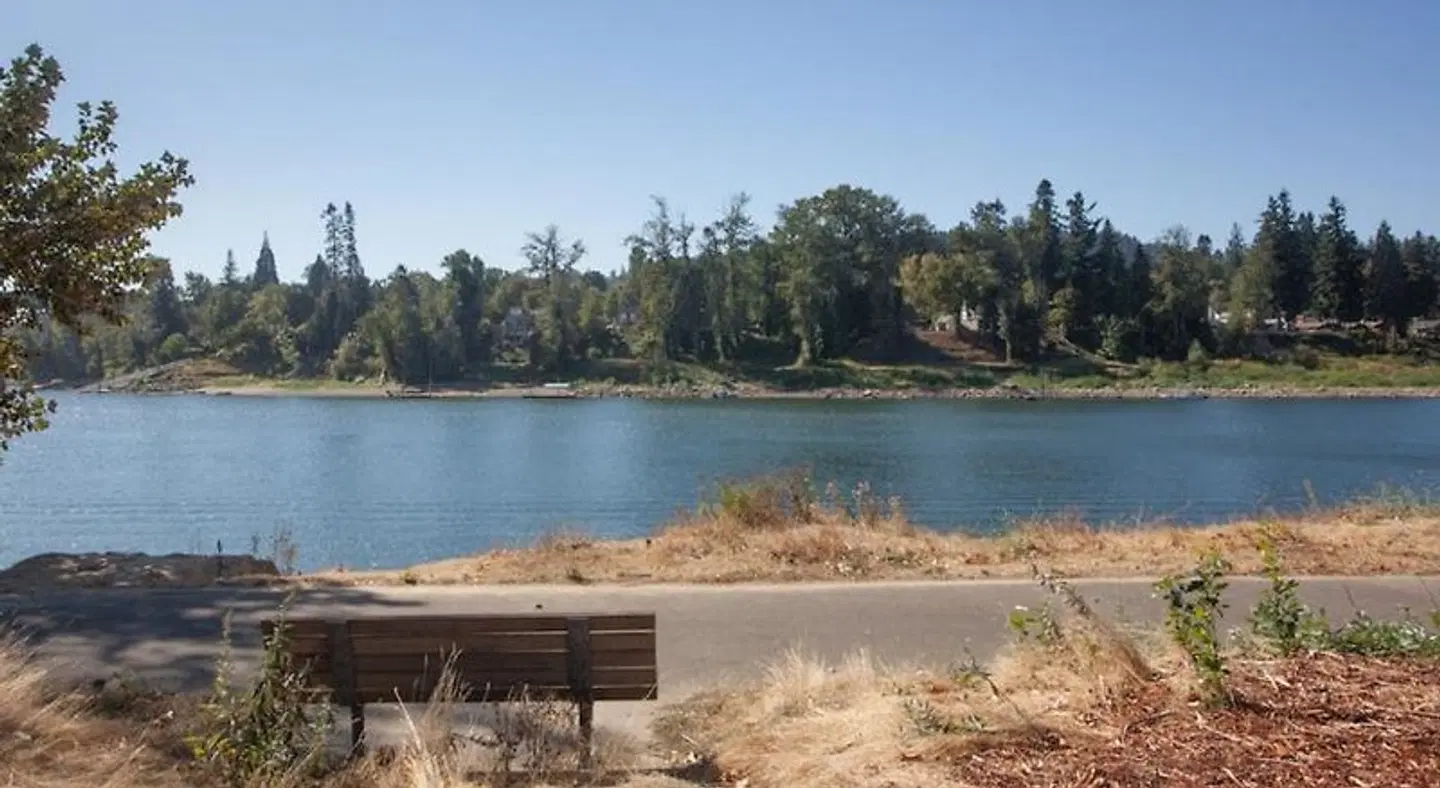 Best Western Plus Rivershore Hotel Landschaft