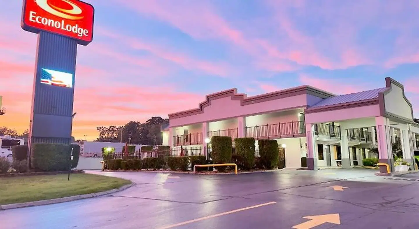 Econo Lodge Lenoir City EXTERIOR