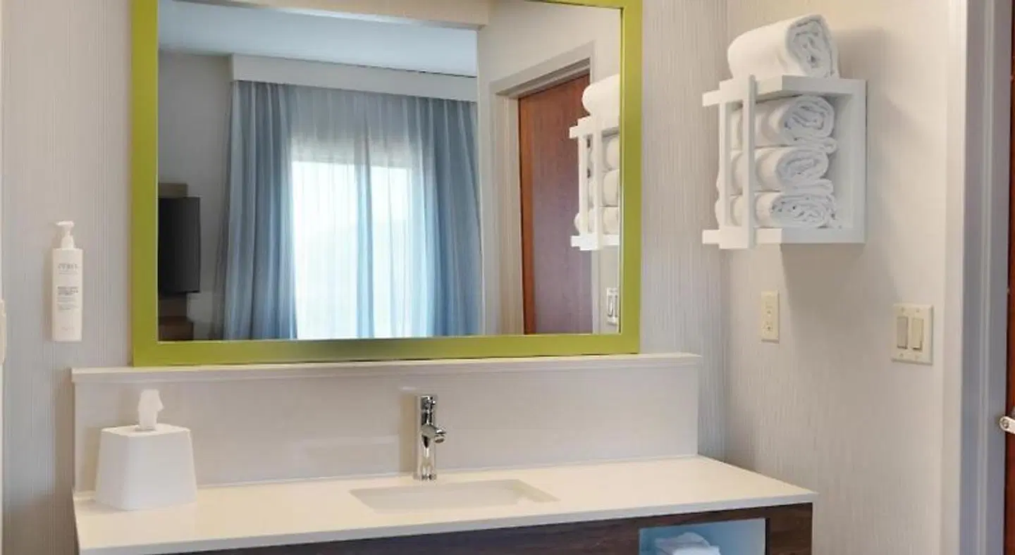 Hampton Inn & Suites Tulsa/Tulsa Hills Badezimmer