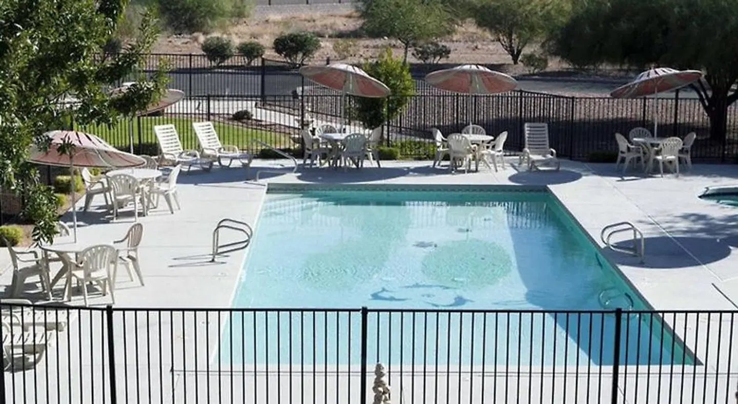 Best Western Gold Canyon OUTDOOR_POOL