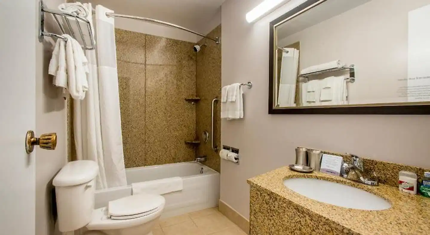 Halifax Airport Hotel Badezimmer