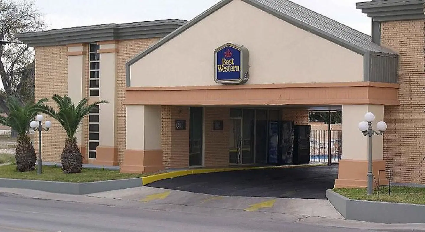 Best Western Inn of Del Rio EXTERIOR