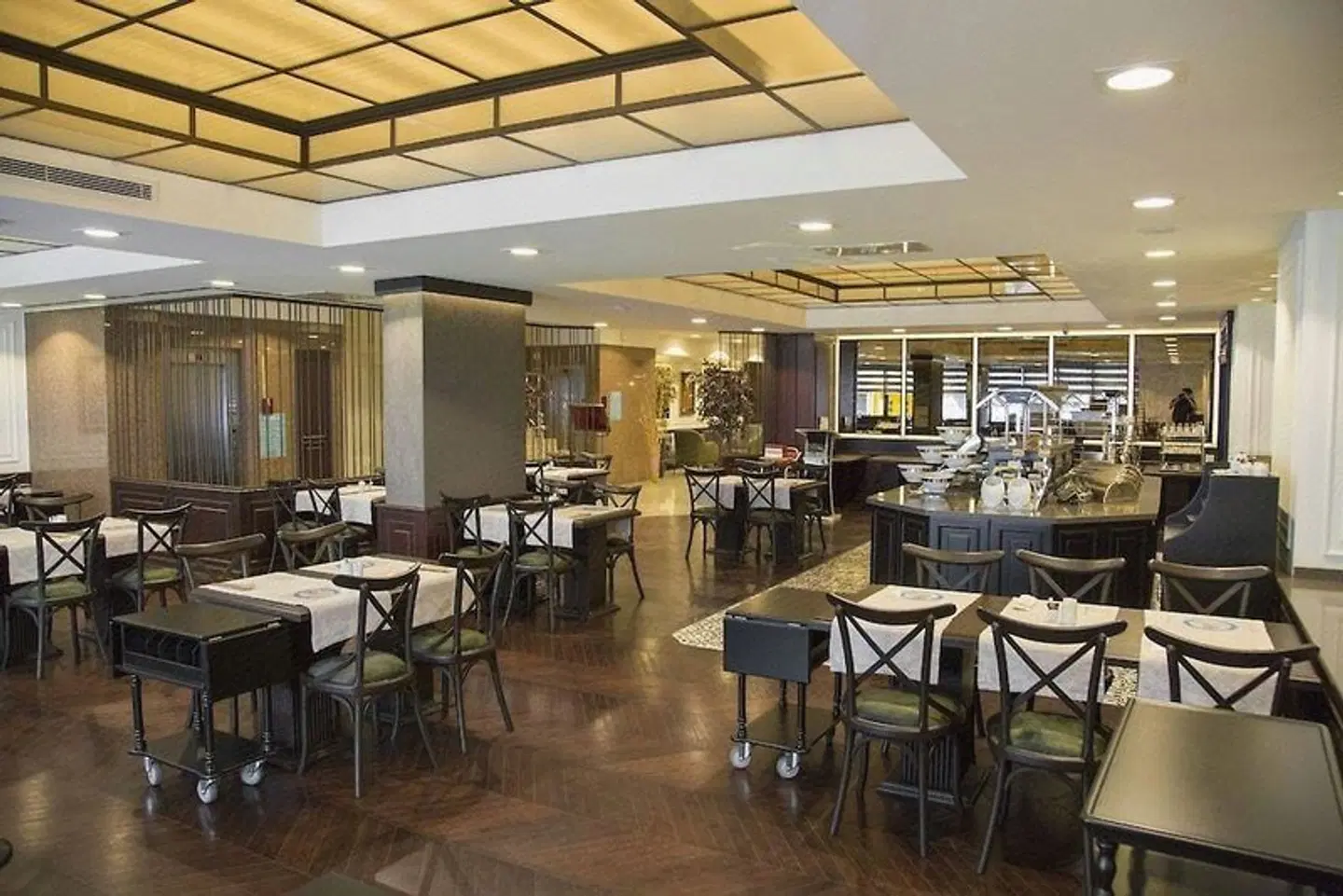 Dila Hotel Restaurant