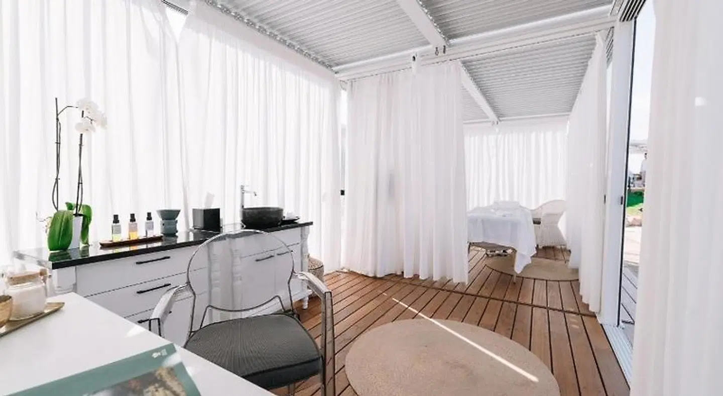 Avaton Luxury Beach Resort - Relais & Chateaux ROOM_EXAMPLE