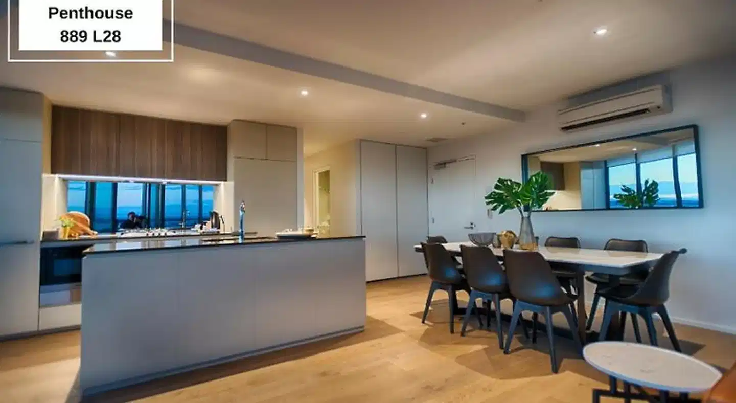 Orange Stay Apartments Bar