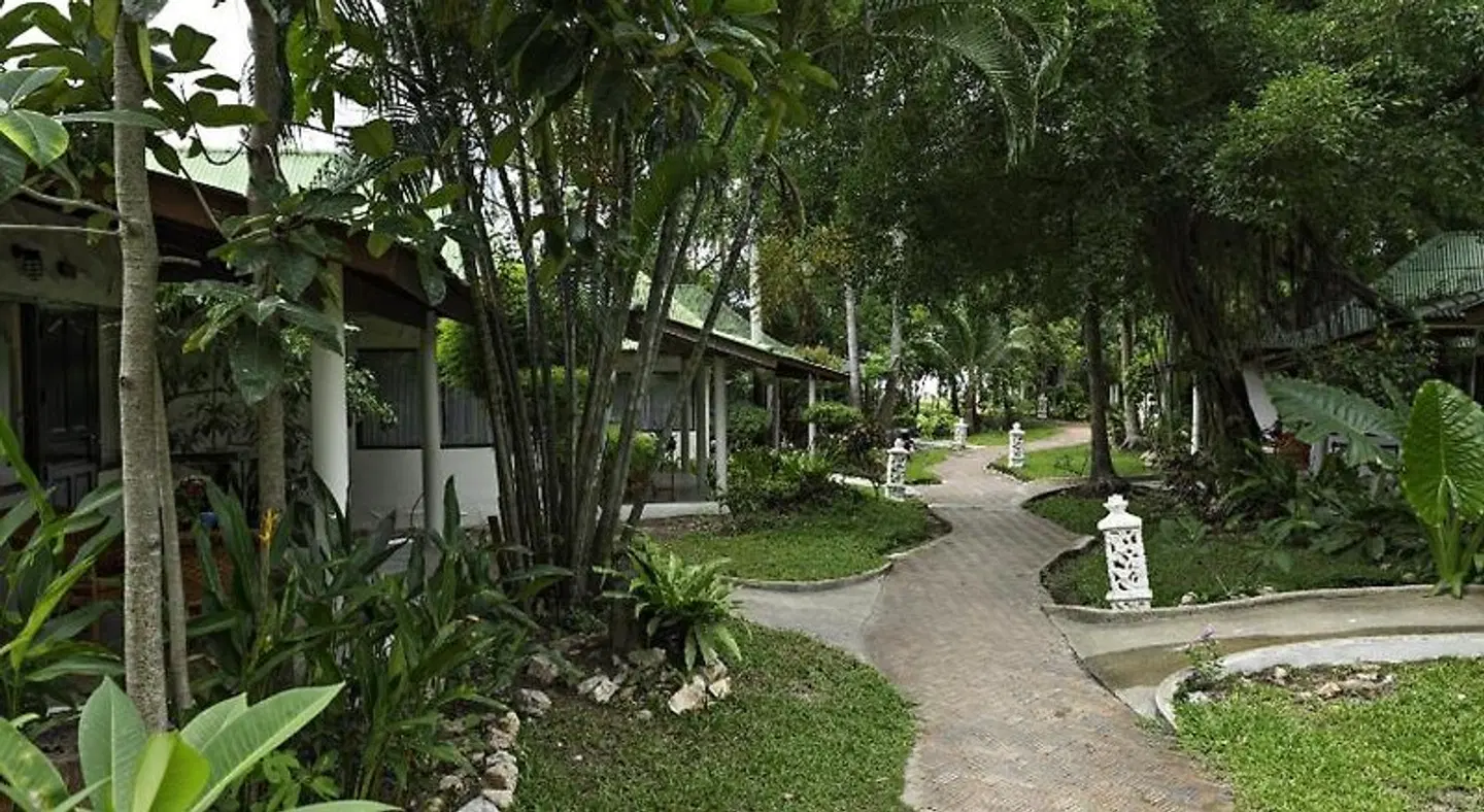 Crystal Bay Yacht Club Garten