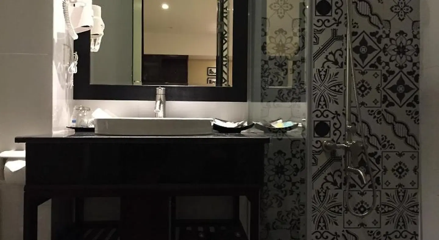 Hanoi Marvellous Hotel & Spa Badezimmer