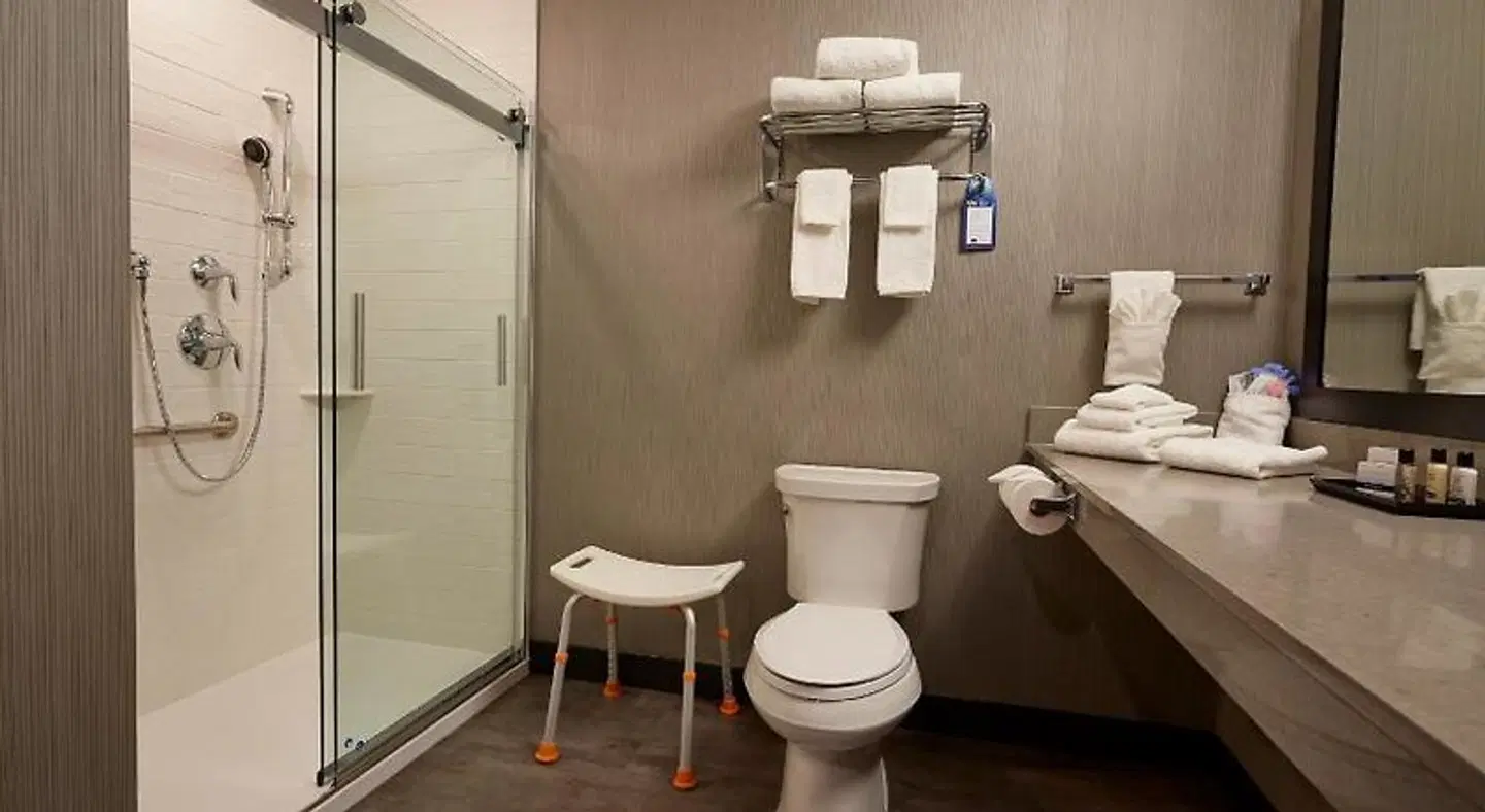 Best Western Plus East Side Badezimmer