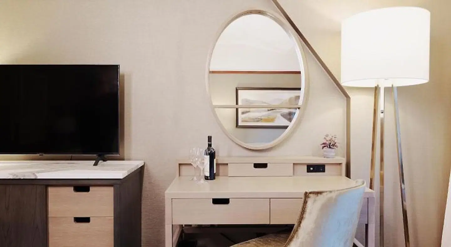 Alyeska ROOM_EXAMPLE