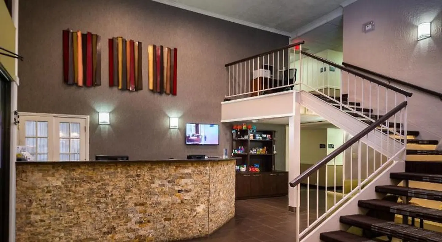 Best Western Airport Albuquerque InnSuites Hotel & Suites LOUNGE_LOBBY