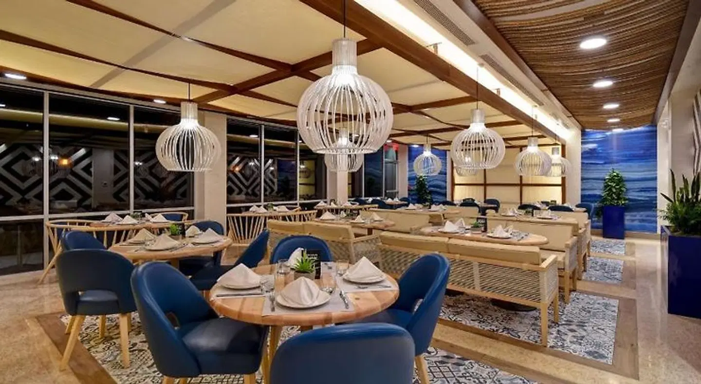 DoubleTree by Hilton Virginia Beach Oceanfront South Restaurant