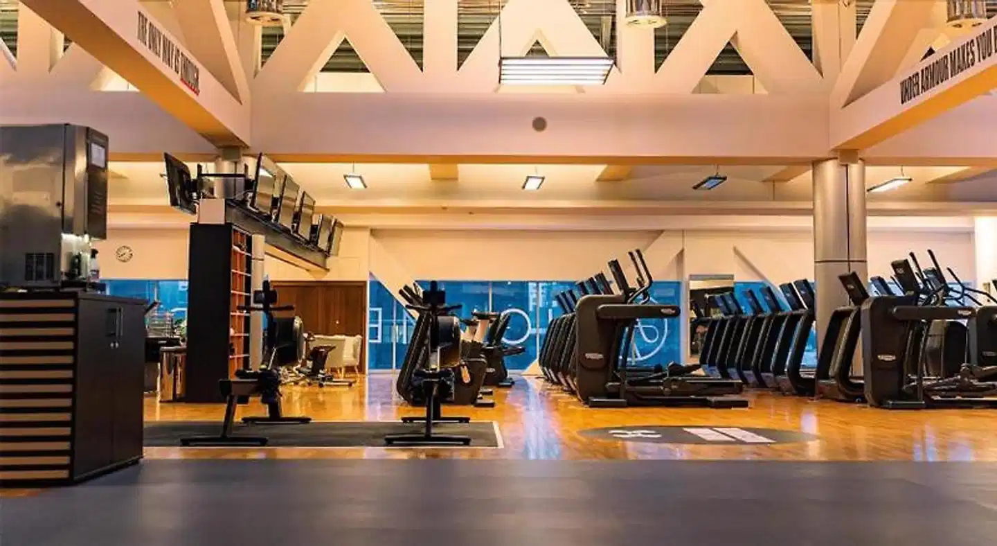 Hilton Warsaw Hotel Sport und Entertainment