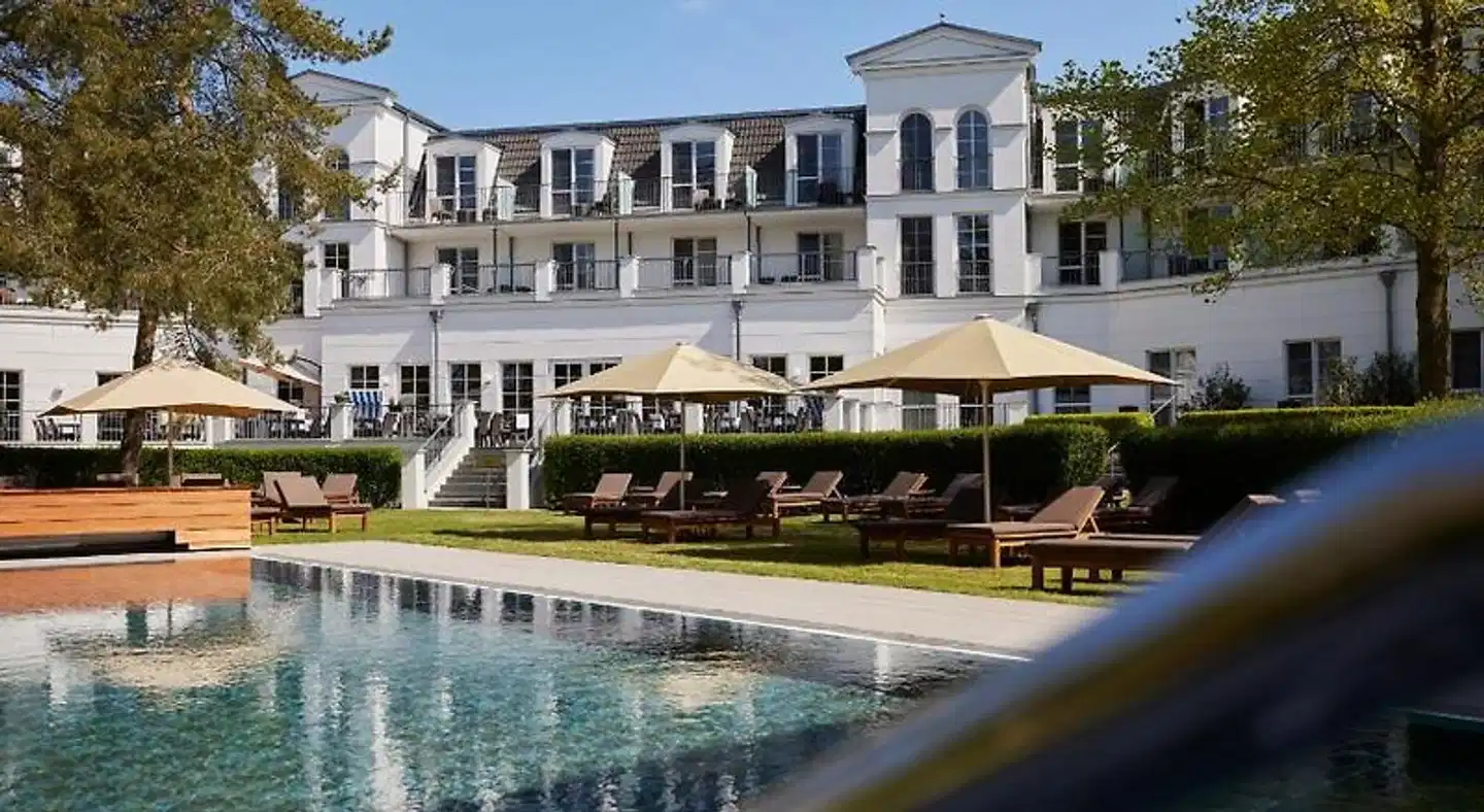 Strandhotel Zingst Aussenansicht