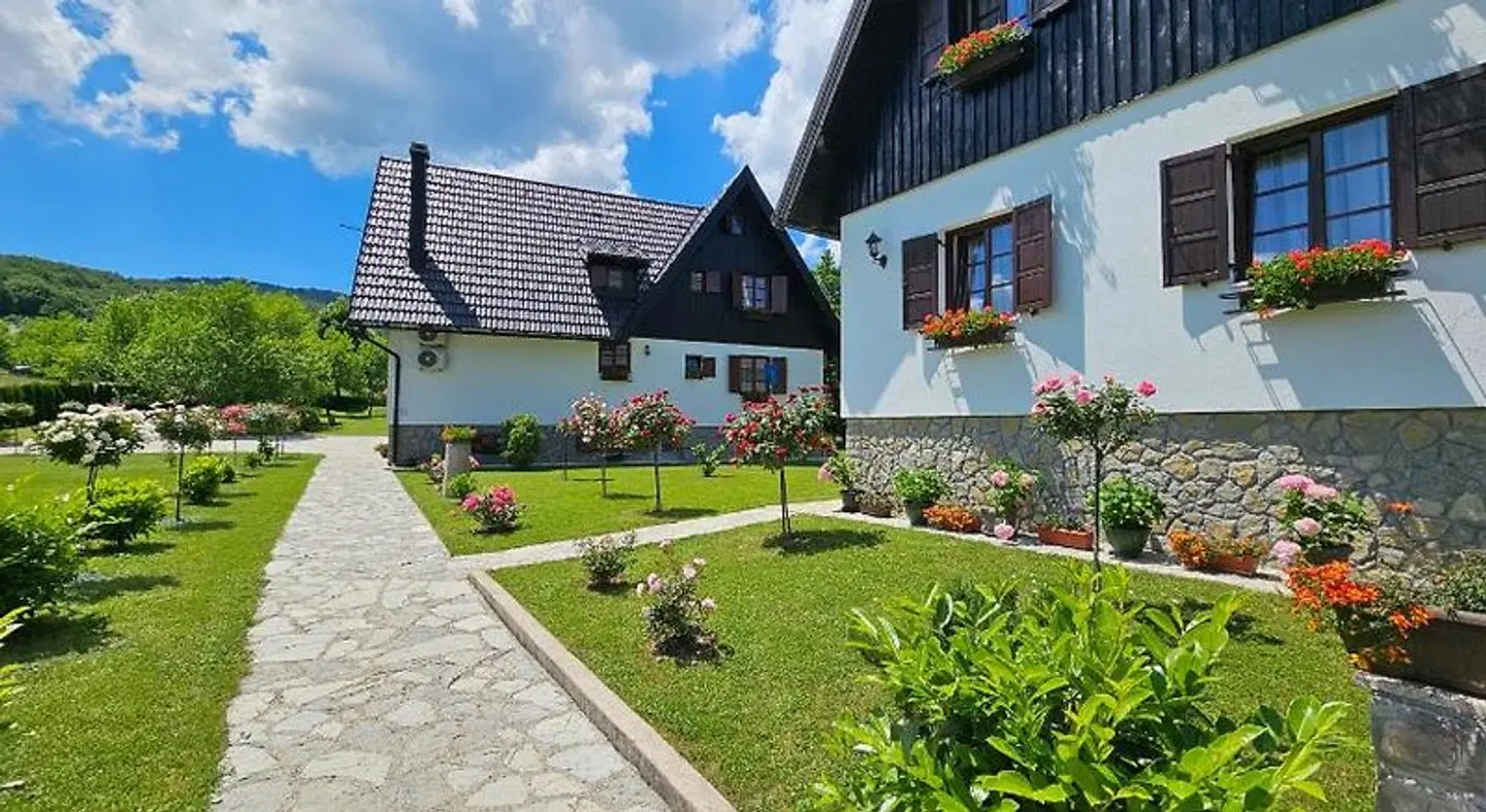 Pansion Breza EXTERIOR