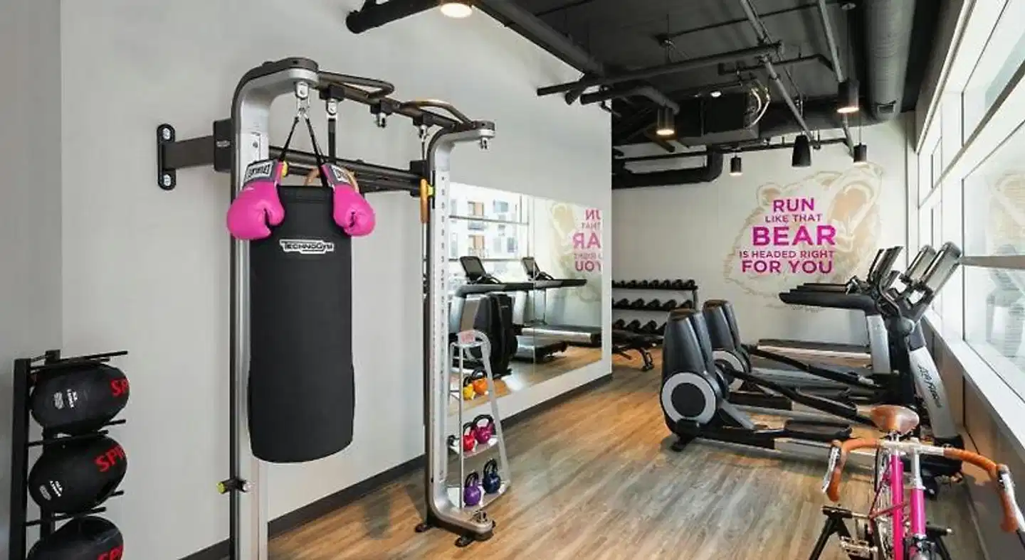 Moxy Minneapolis Downtown Sport und Entertainment