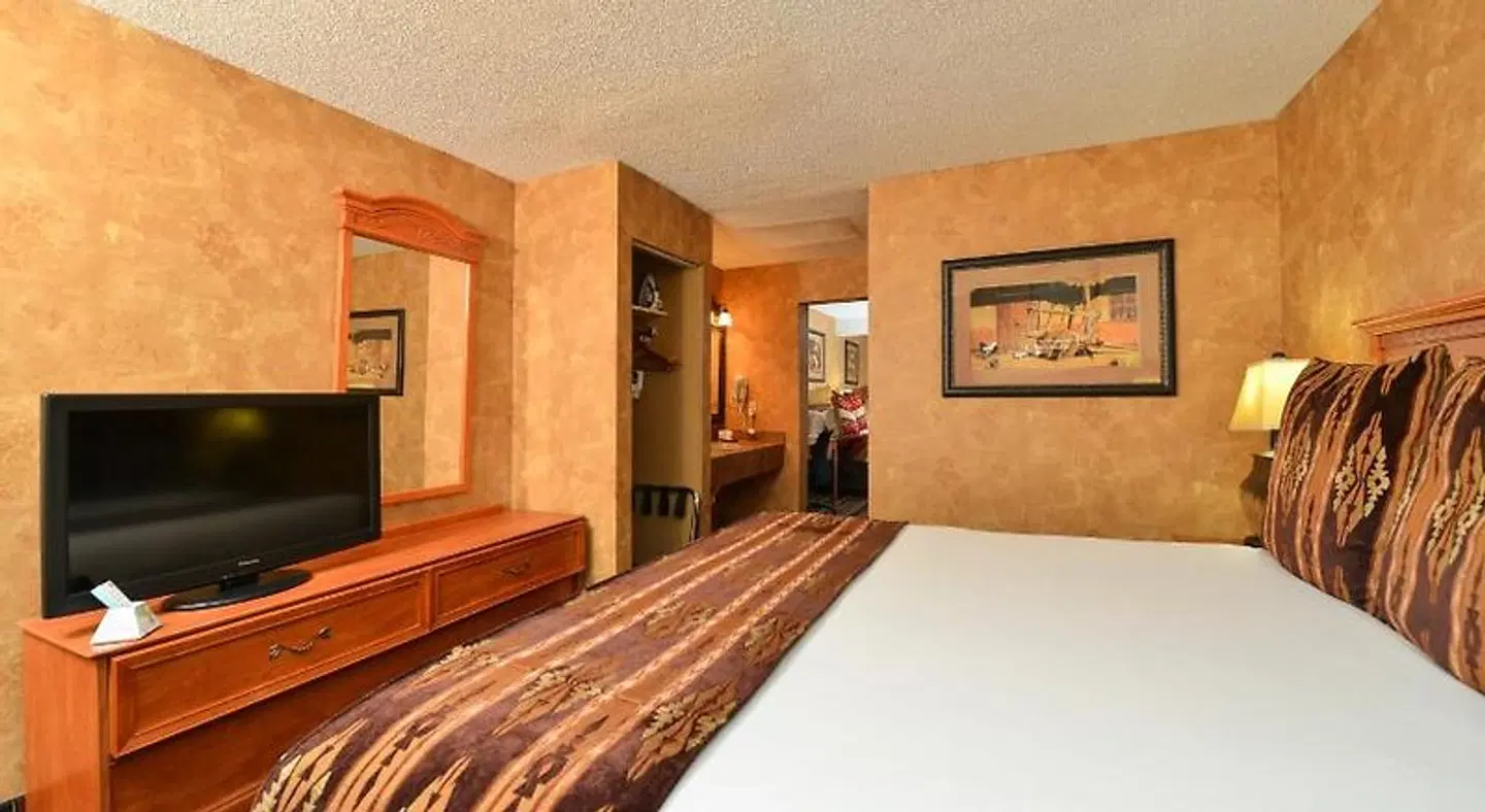 Best Western Plus Inn of Santa Fe ROOM_EXAMPLE