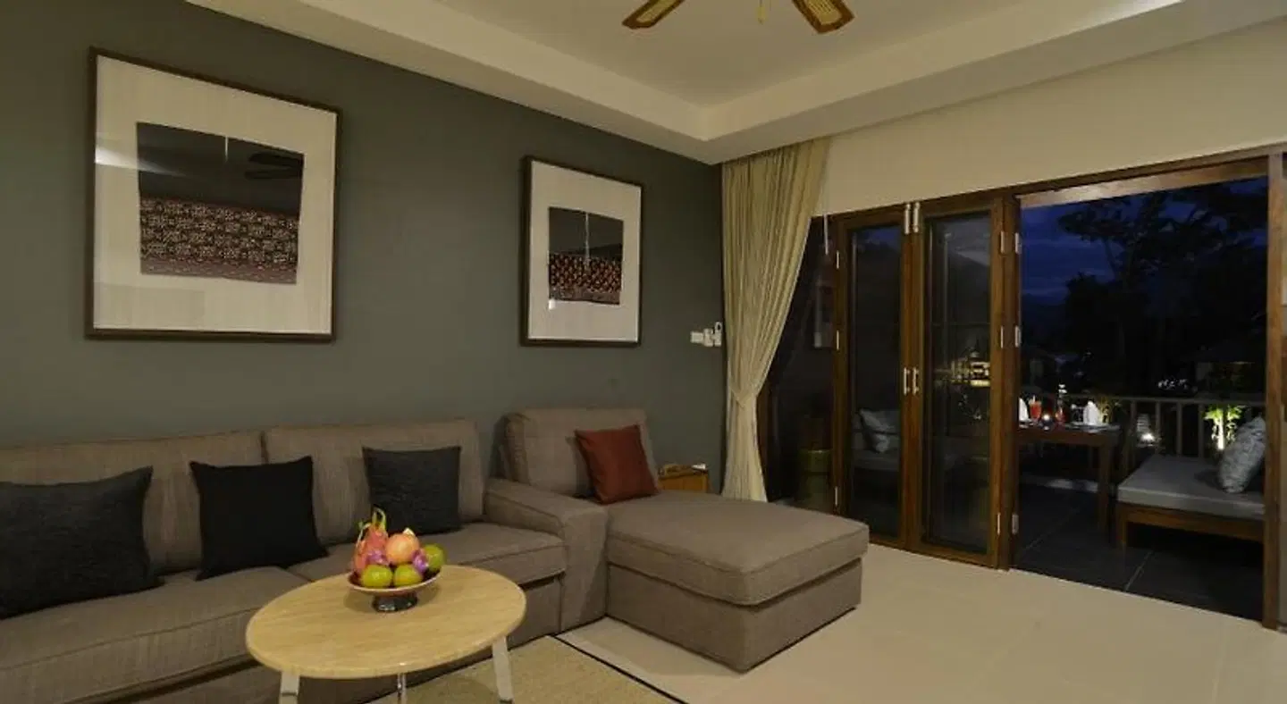 The Quarter ROOM_EXAMPLE