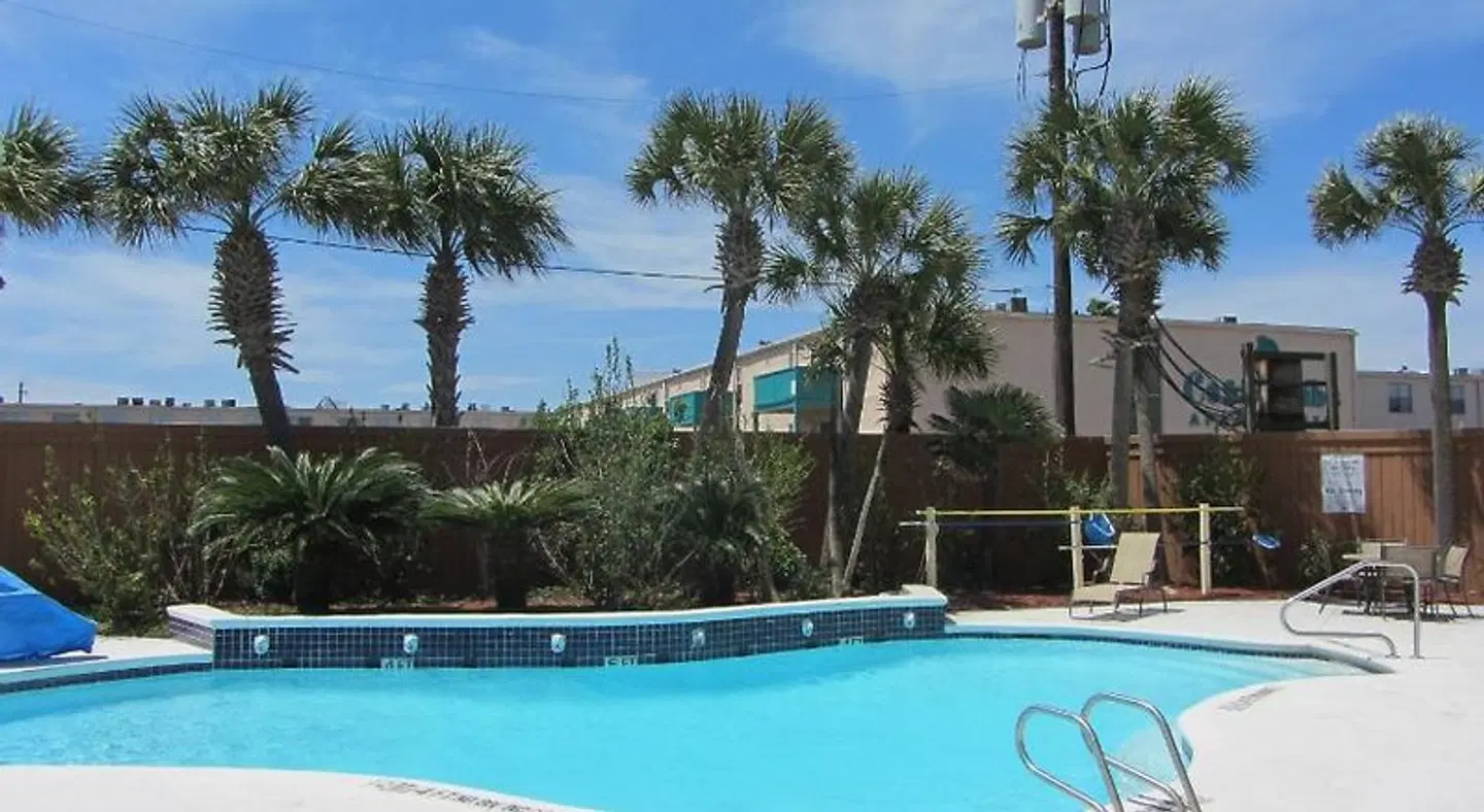 Best Western Plus Seawall Inn & Suites by the Beach OUTDOOR_POOL