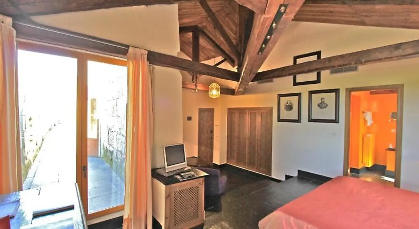Castillo del Buen Amor ROOM_EXAMPLE
