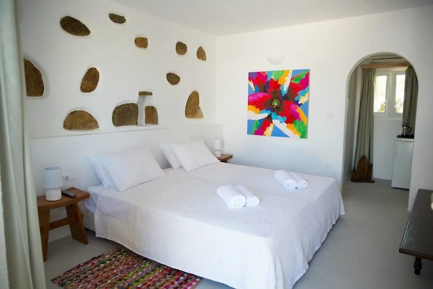Bellou Suites ROOM_EXAMPLE