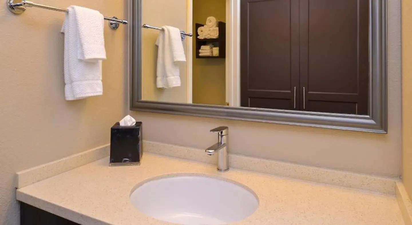 Staybridge Suites Indianapolis-Fishers by IHG Badezimmer