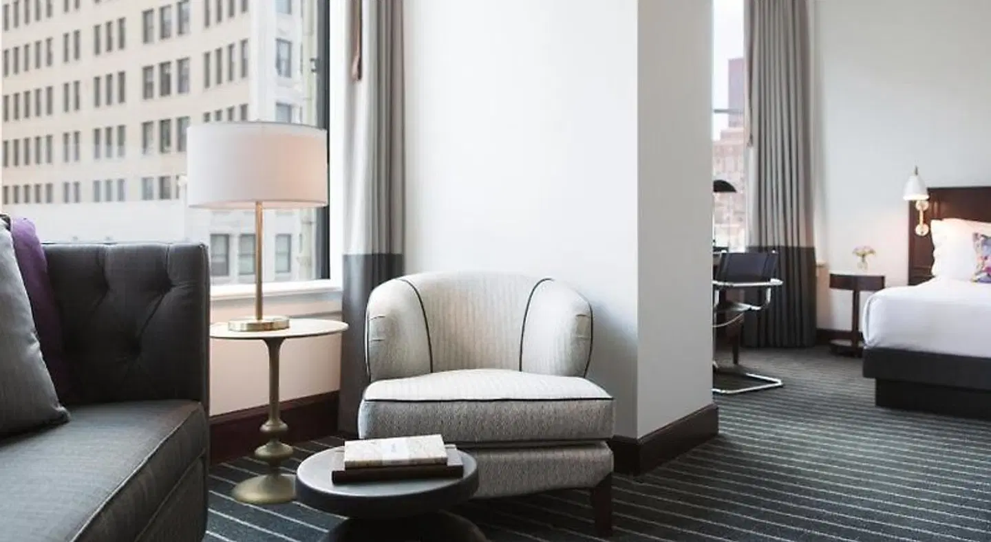 Staypineapple, An Iconic Hotel, The Loop Chicago ROOM_EXAMPLE