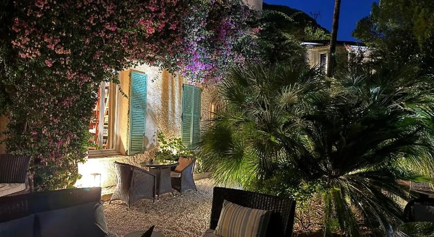 Idéal Séjour - Hôtel de charme et atypique Garten