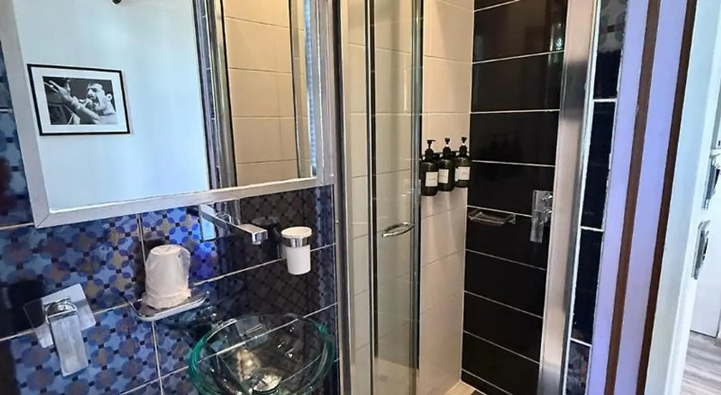 Idéal Séjour - Hôtel de charme et atypique Badezimmer