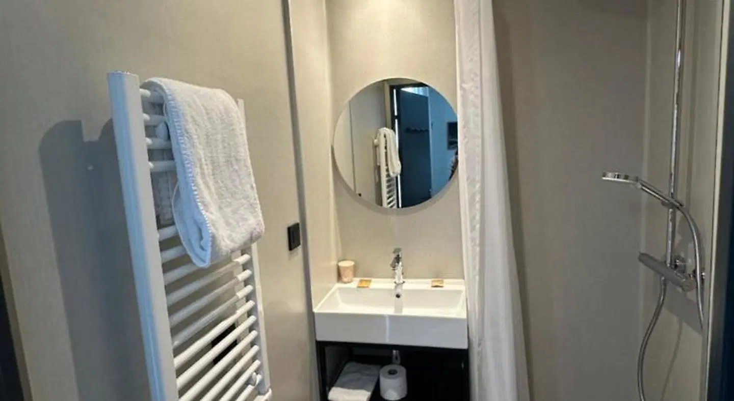 Dyke Hotel Badezimmer
