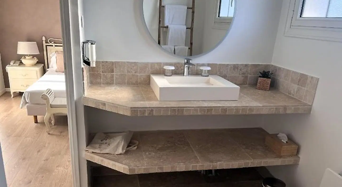 Hôtel Beau Site Badezimmer