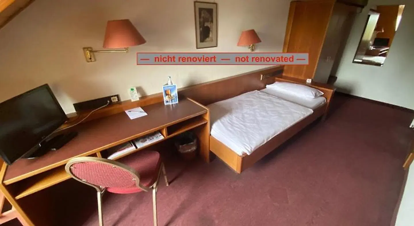 Kaiser Barbarossa ROOM_EXAMPLE