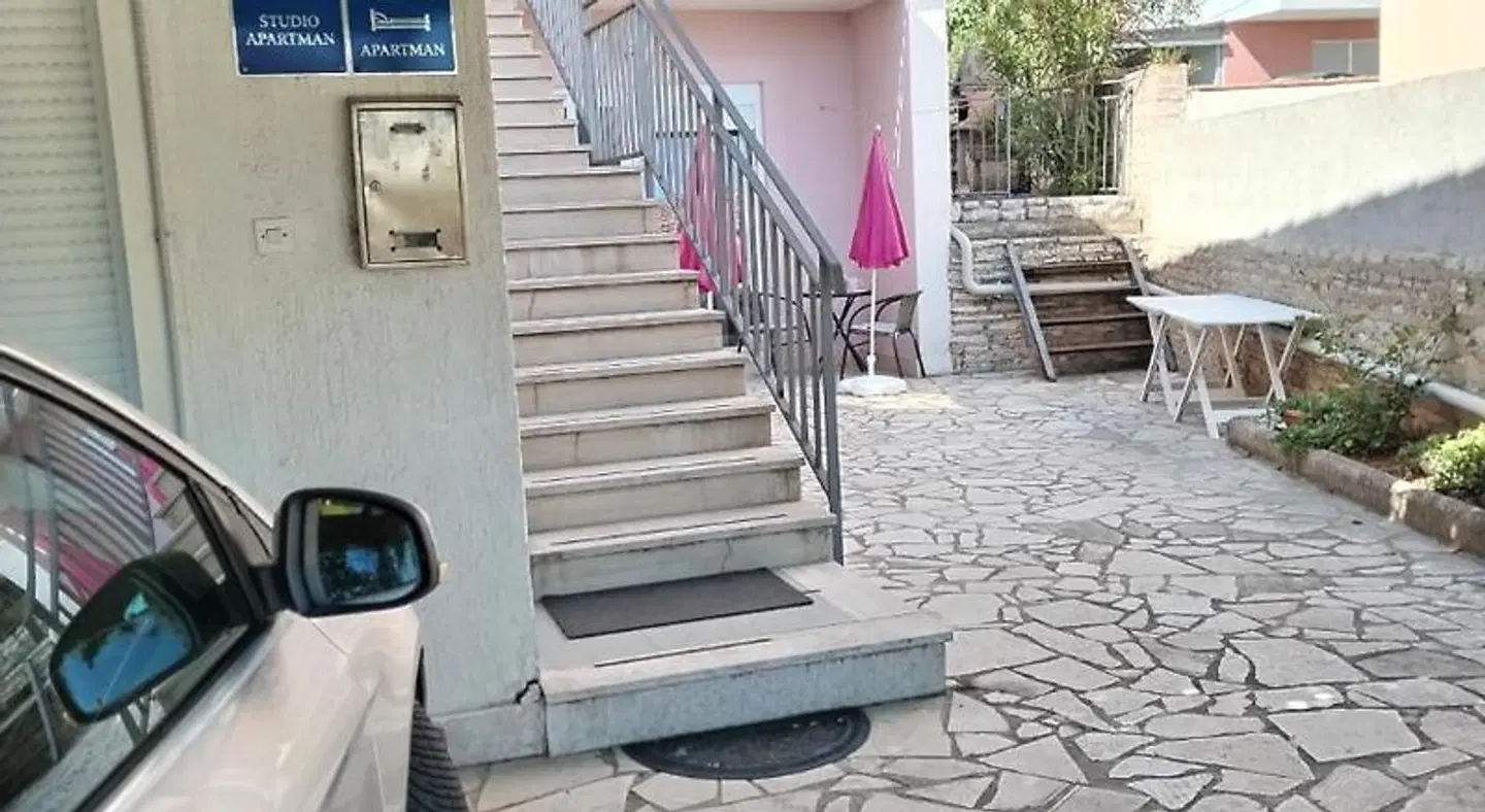 Apartments Mirjana 158 Strand