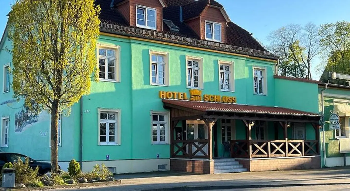 Hotel am Schloss EXTERIOR