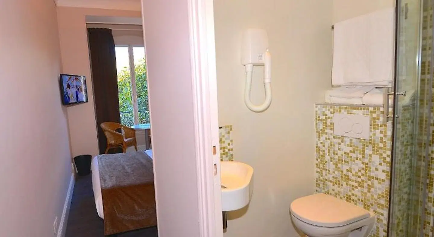 Hôtel Select Badezimmer