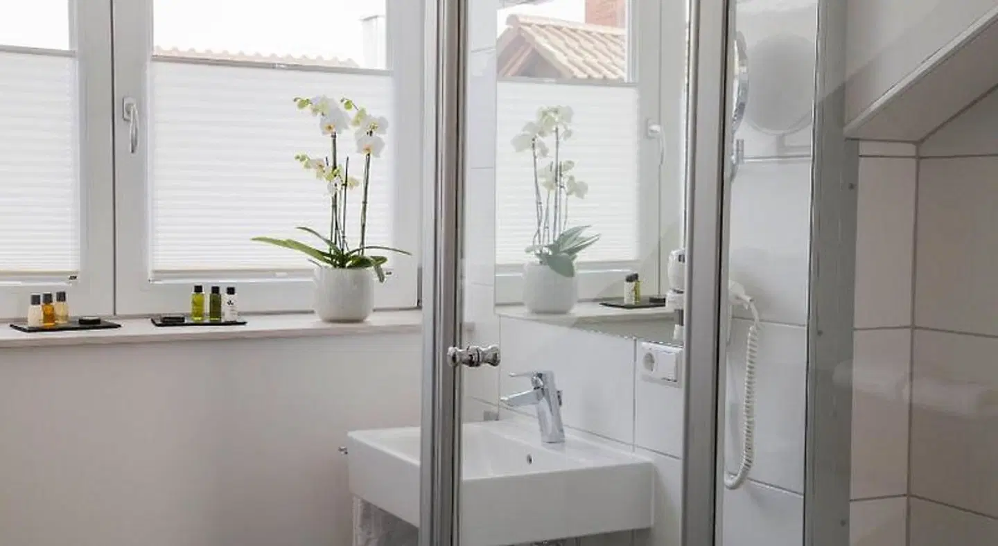 best business bühl - boardinghouse Badezimmer