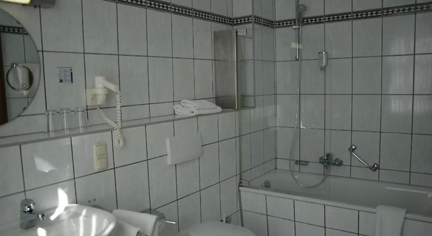 Zum Bären Badezimmer