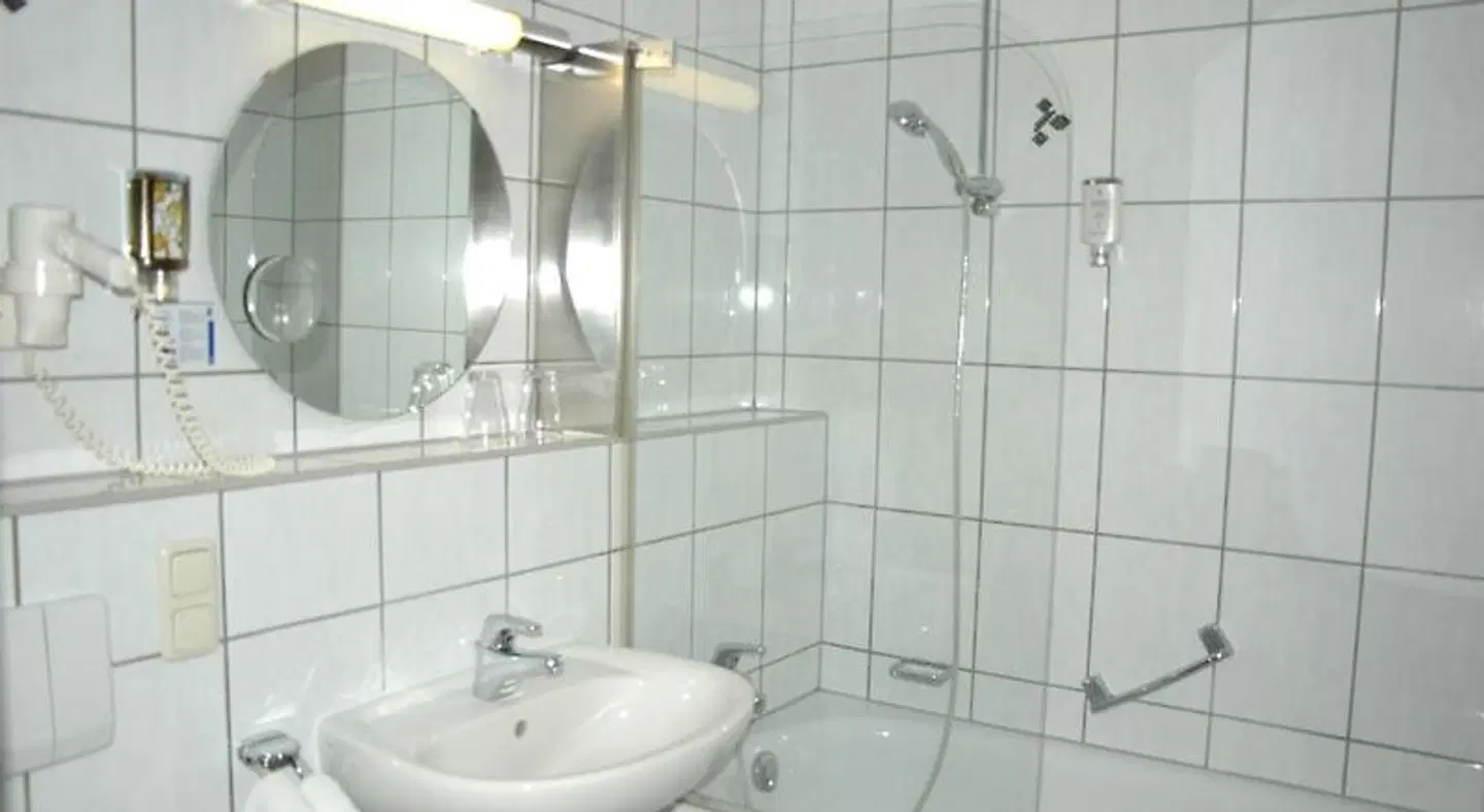 Zum Bären Badezimmer