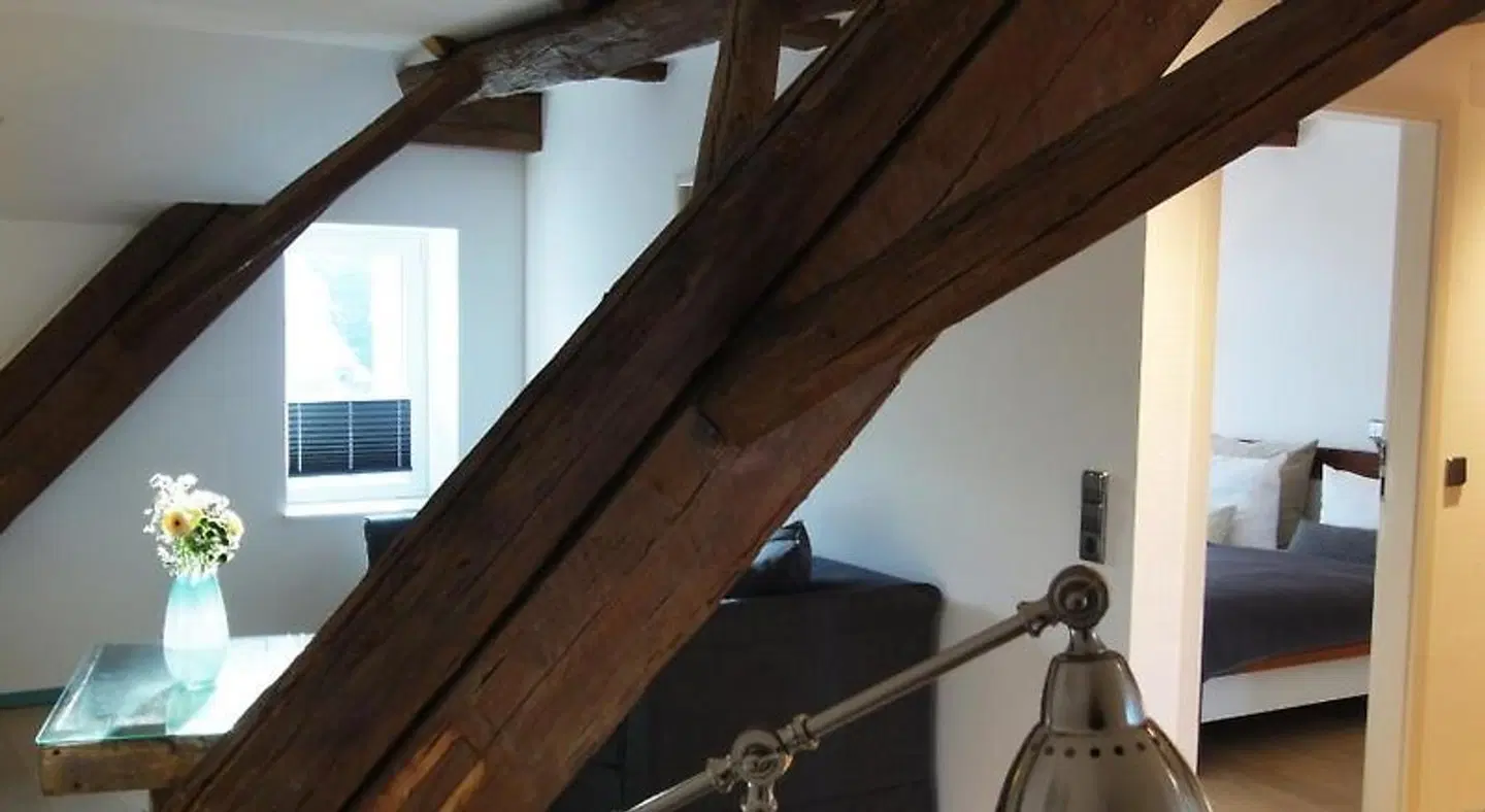 Maien ROOM_EXAMPLE