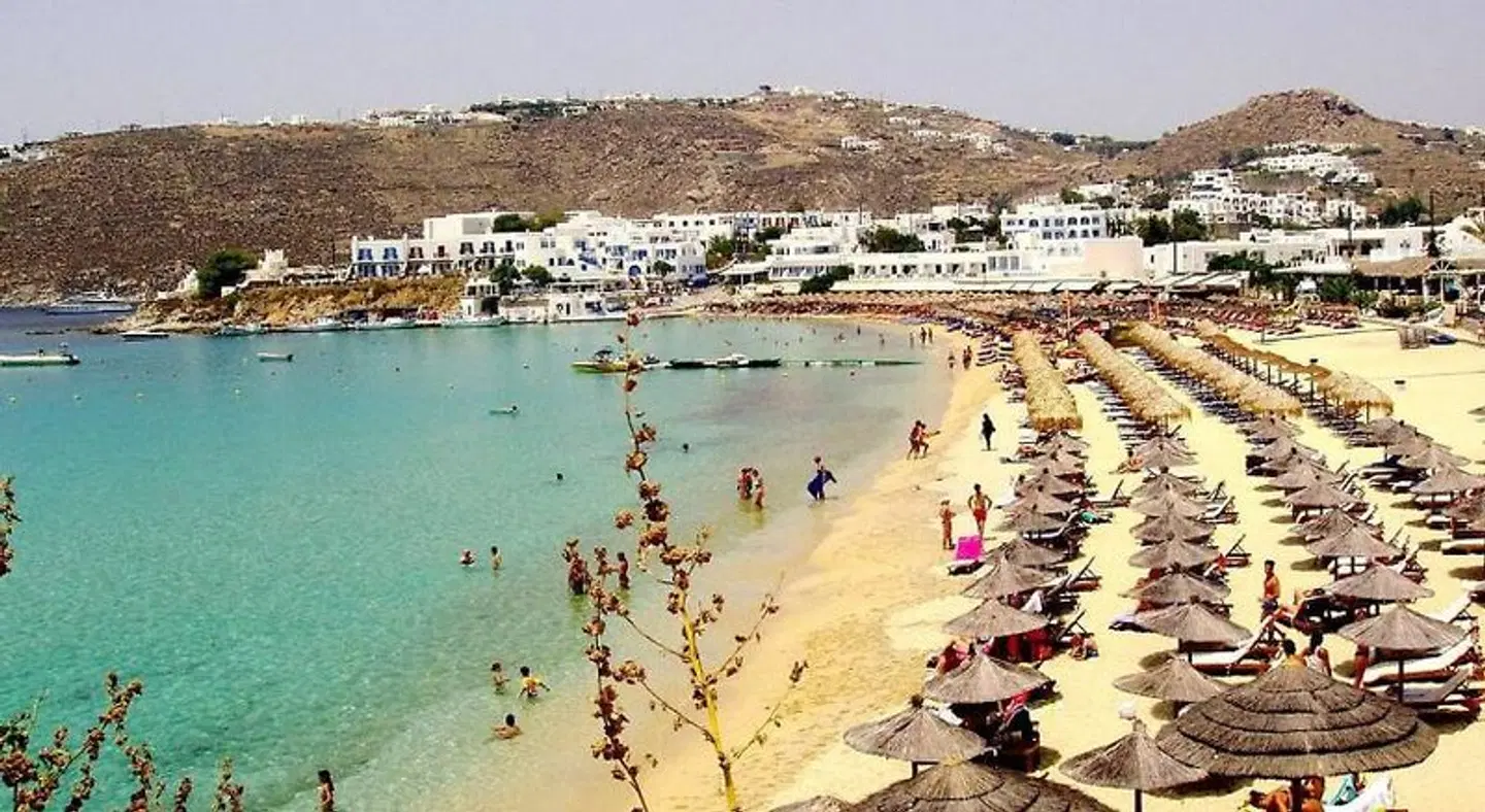 Mina Studios Strand