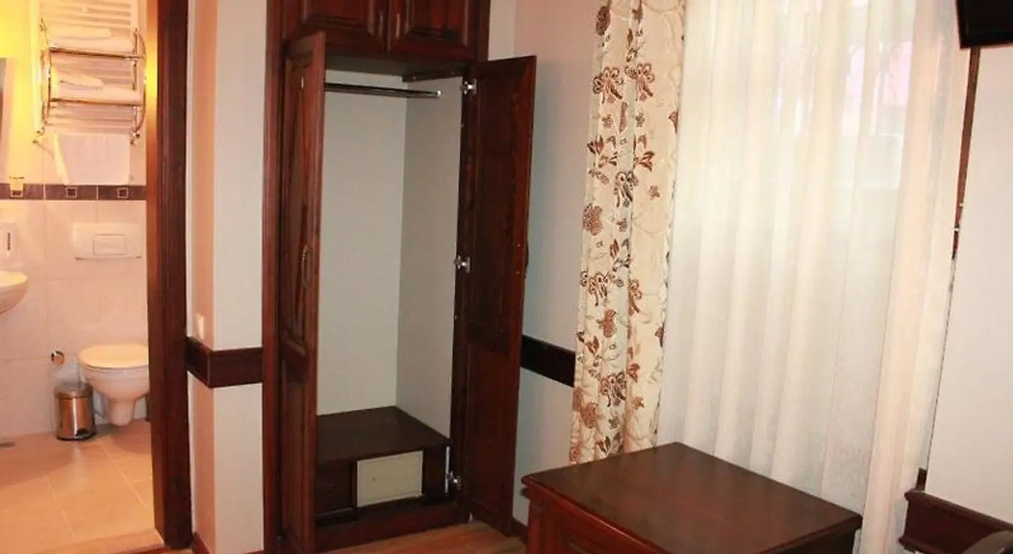 SultanHill ROOM_EXAMPLE