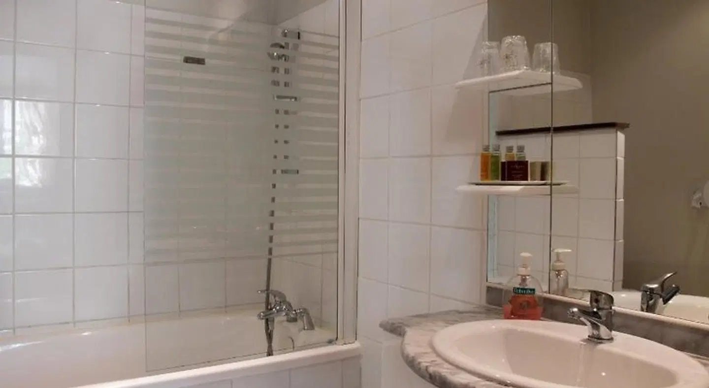Cote Patio Badezimmer