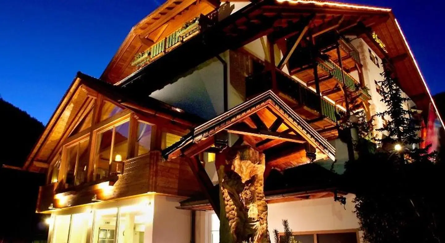 Berghotel Miramonti EXTERIOR