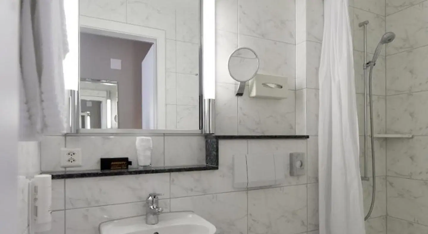 Krone Badezimmer