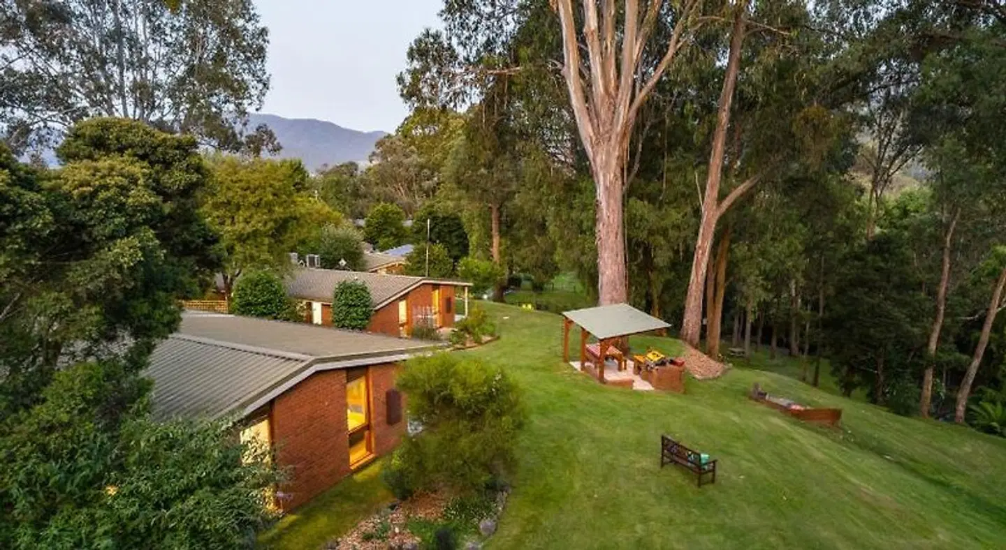 Kiewa Country Cottages Garten