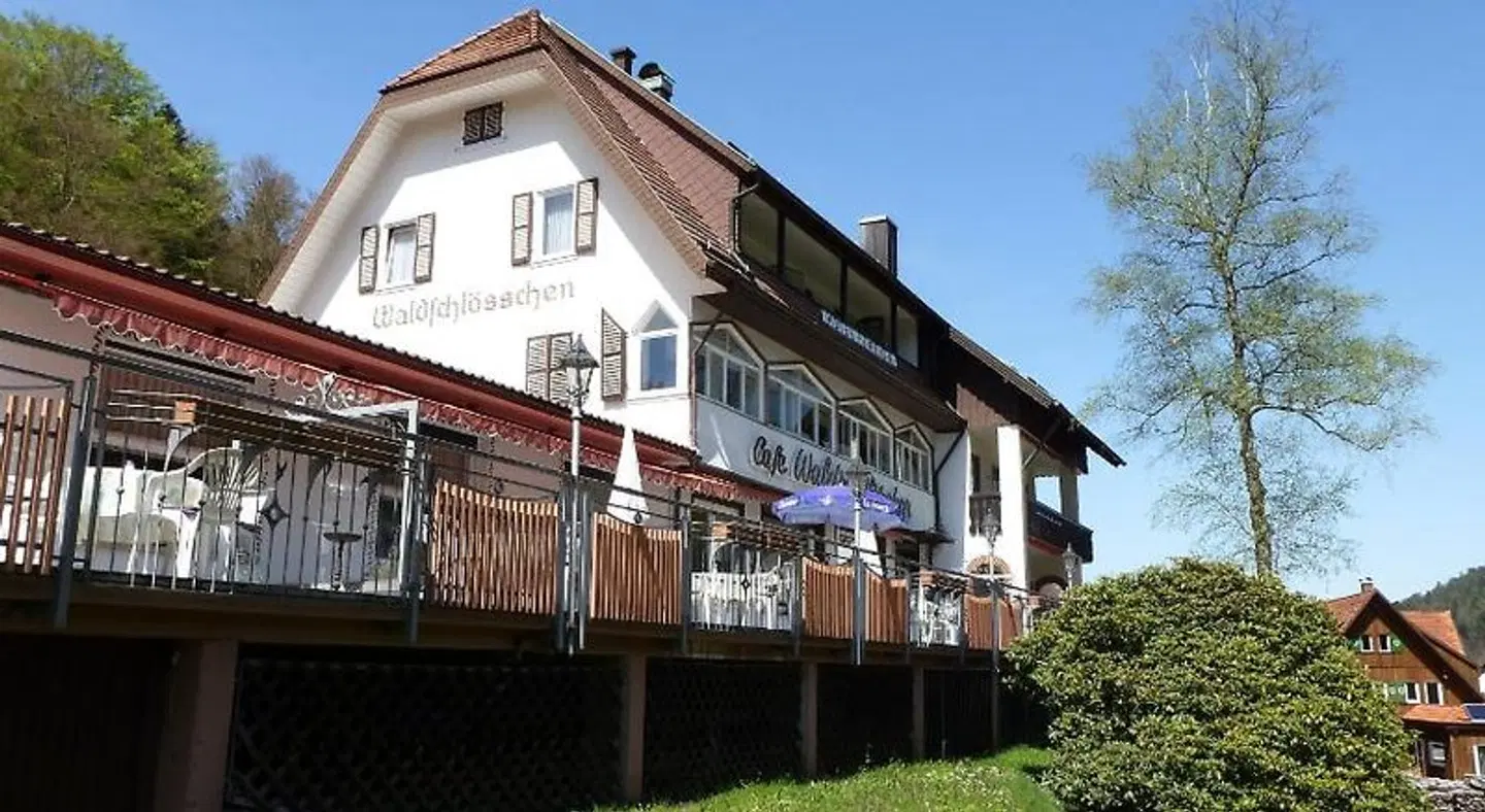 Waldschlößchen EXTERIOR
